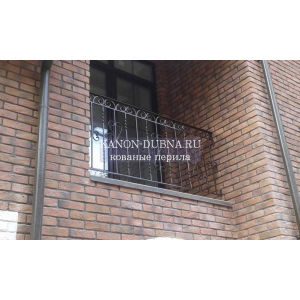 Кованые перила в доме