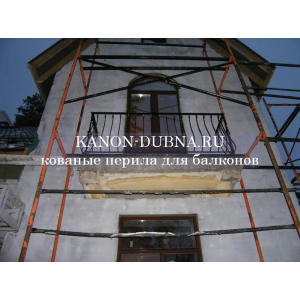 Кованые перила для балконов 